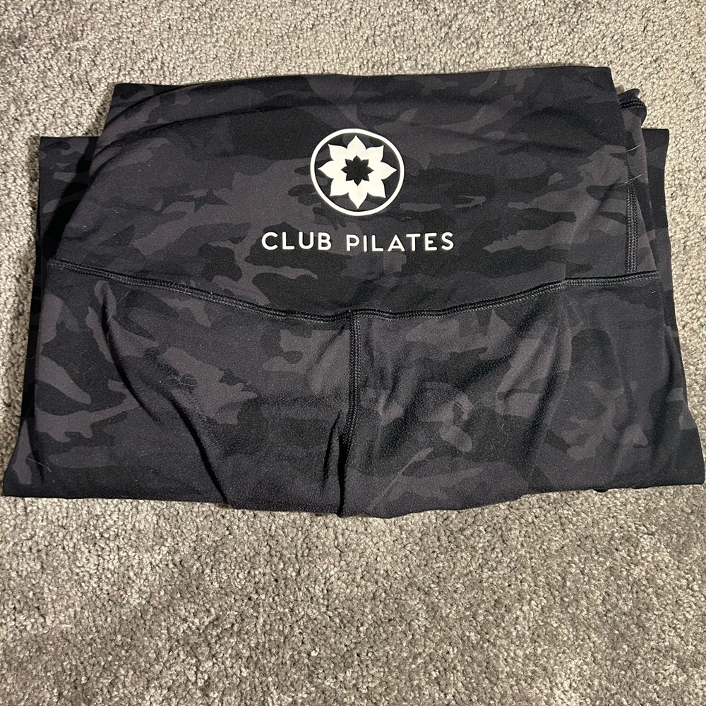 Club Pilates Leggings